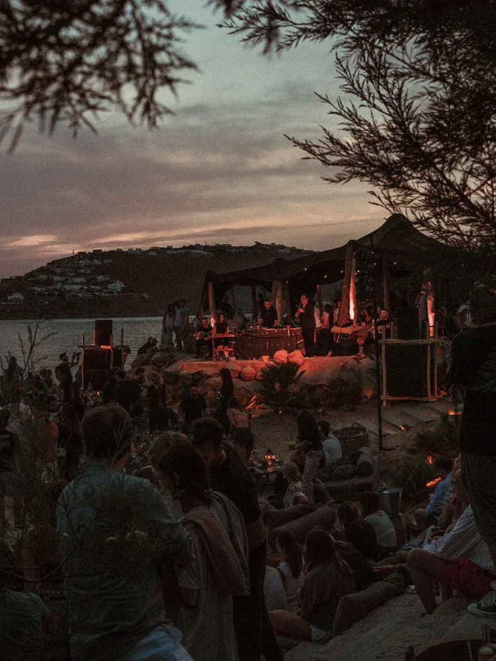 Crays lifestyle venue and community atmosphere