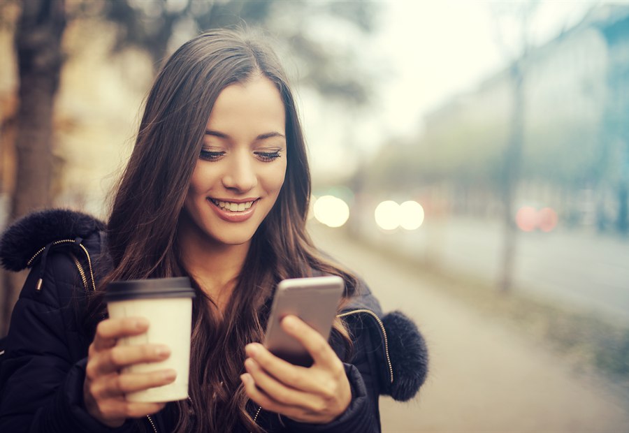 Mobile wallet and digital finance tools representing Crays Coin liquidity and payments